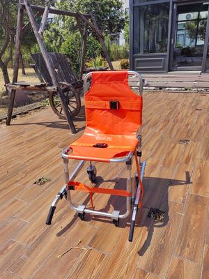 Vierräder-Aluminium-Legierung-Treppe-Straetcher Klappstoff aus PVC für Notfall-Patiententransfer
