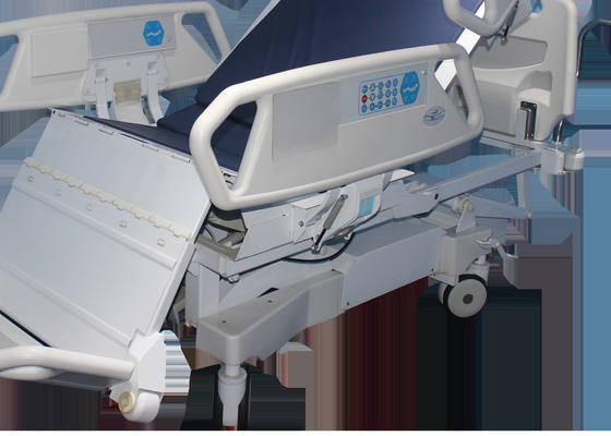 Ein guter Preis. Pflegendes volles elektrisches Krankenhaus-Bett mit erstklassiger Schaum-Matratze und halben den Schienen eingeschlossen Online