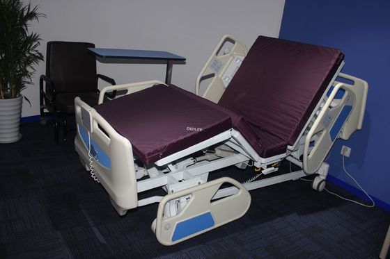 45cm Höhenverstellungs-elektrisches Krankenhaus-Bett 500MM 5 Funktion Icu-Bett ABS Schiene