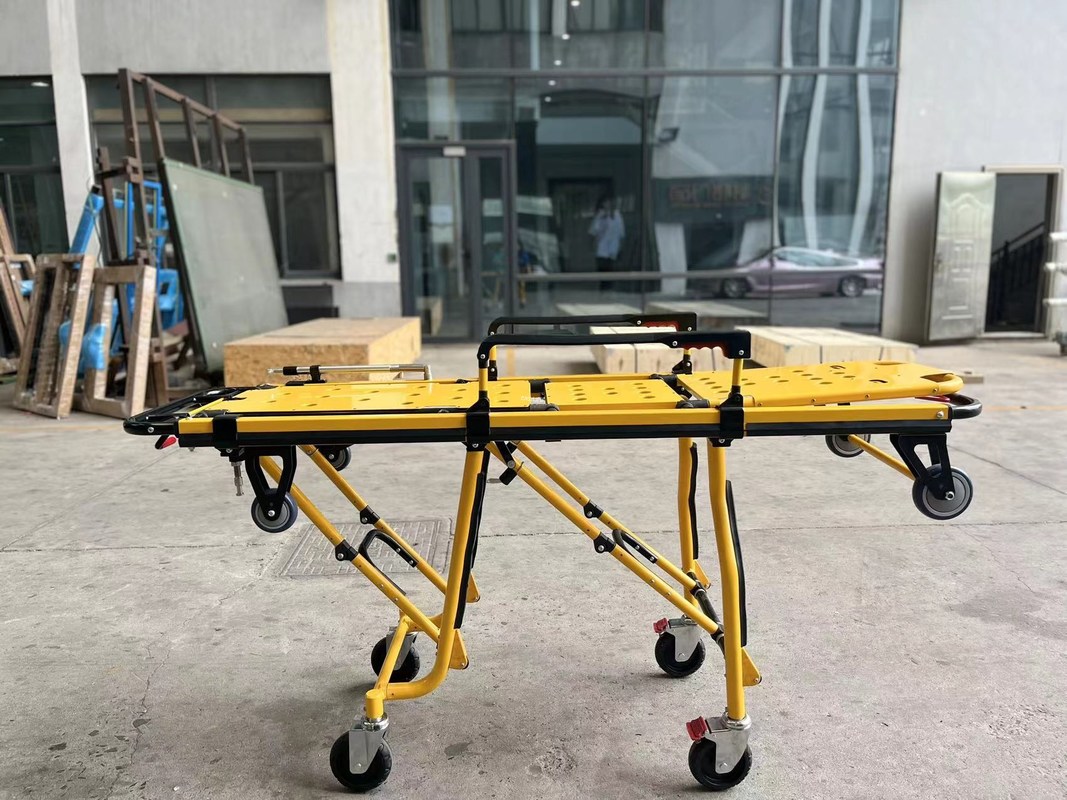 High-End Verdickte Aluminium-Legierung Ambulanz-Stretcher für Notfall-Rettung mit verstellbarer Rückenlehnenhöhe Für Krankenhausgebrauch